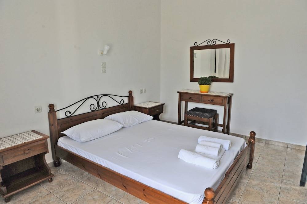 Morfeas Hotel 2