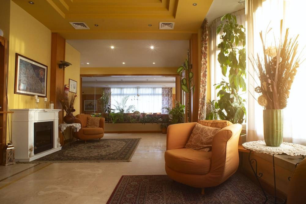 Hotel Lory & Ristorante Ferraro 2