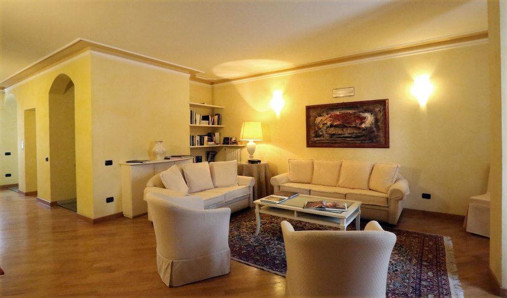 Albergo Castiglione Langhe 1