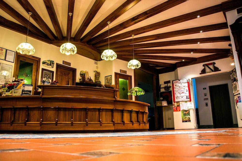 Hotel Comtes De Challant 2