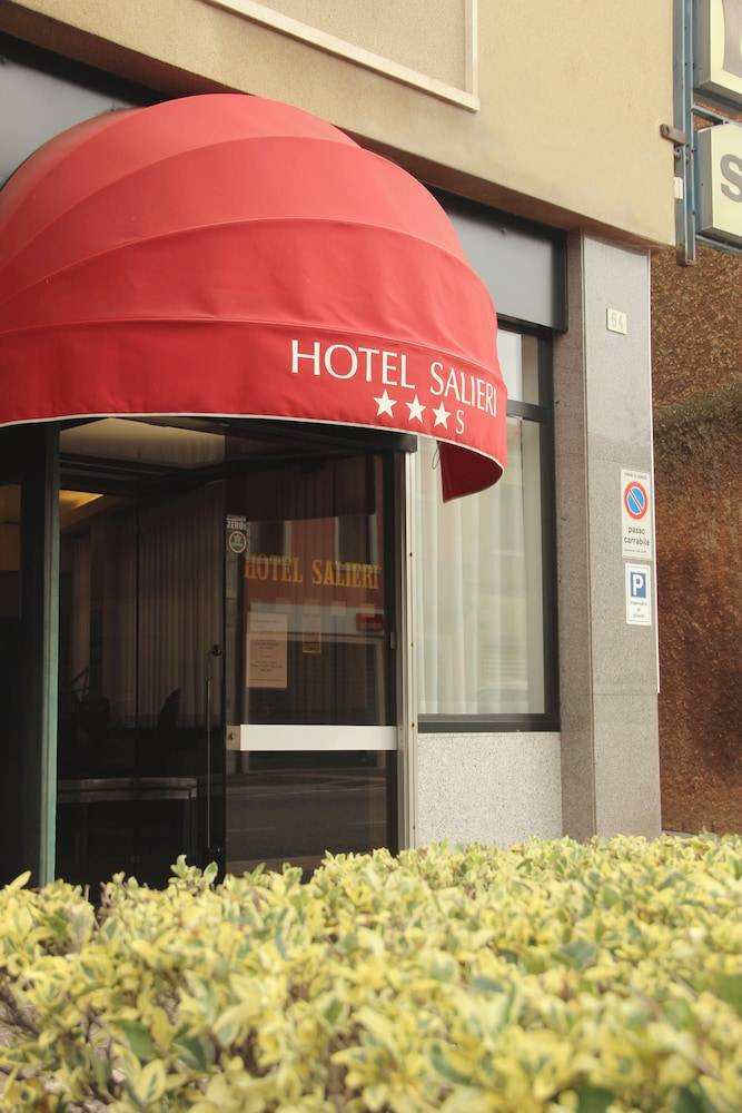 Hotel Salieri 1