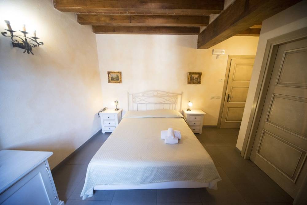 Hotel La Tavola Rotonda 2