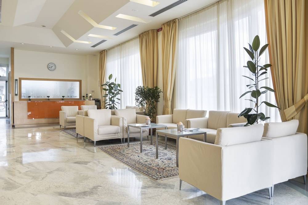 Hotel Mara 2