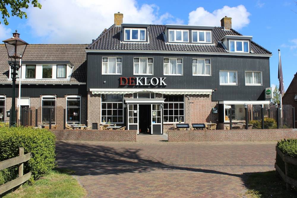 Hotel "De Klok" 1