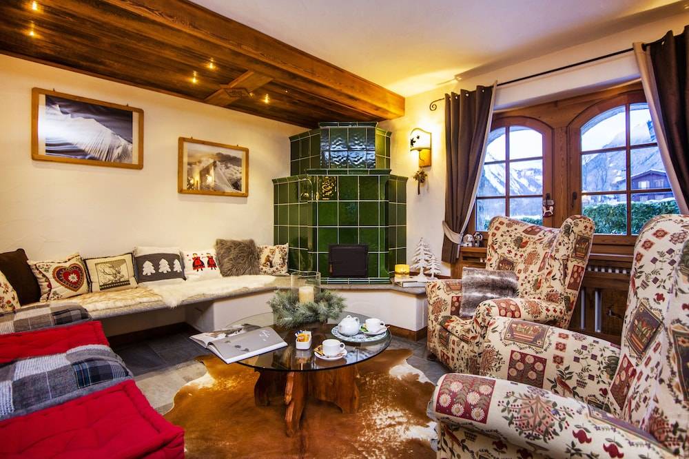 Hotel Les Montagnards 2