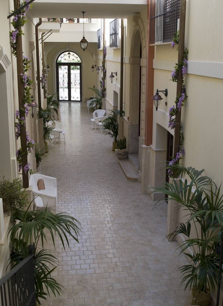 Palazzo Reginella 2