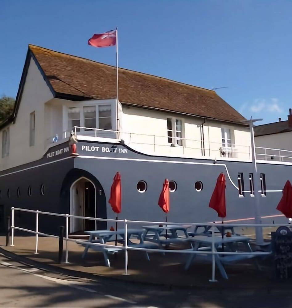 The Pilot Boat Inn, Isle of Wight 1