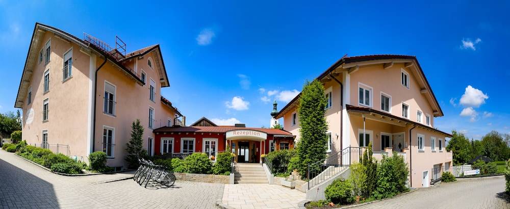 Gästehaus Zehmerhof bei Erding 1