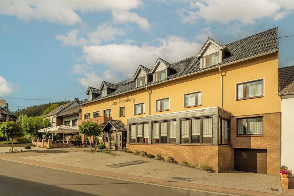 Hotel Restaurant Zur Neroburg 1