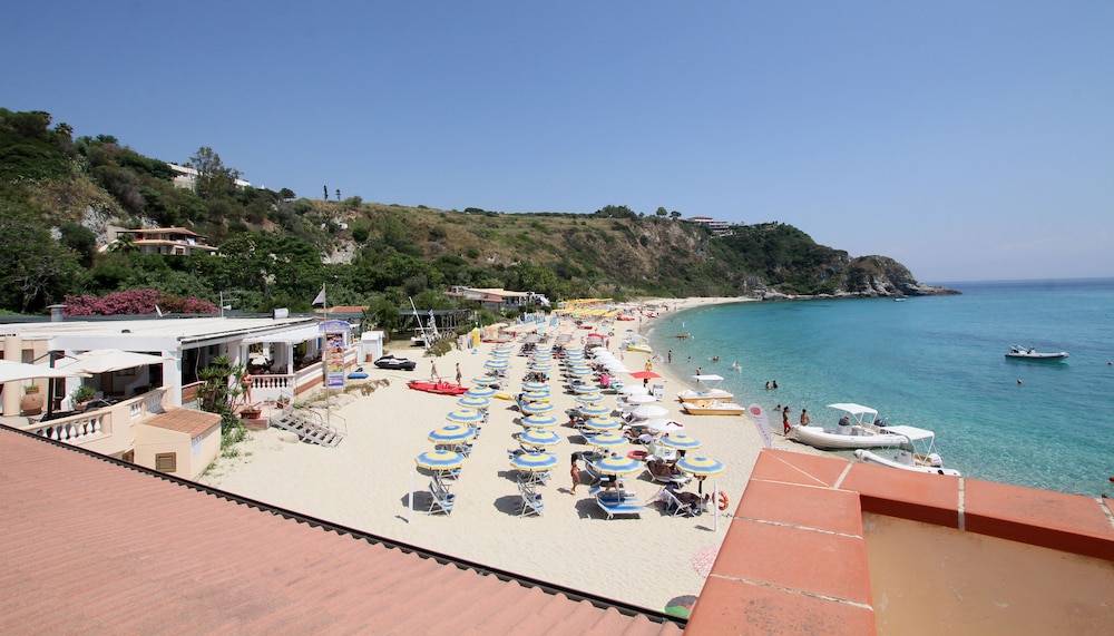 Villaggio Quattro Scogli 1