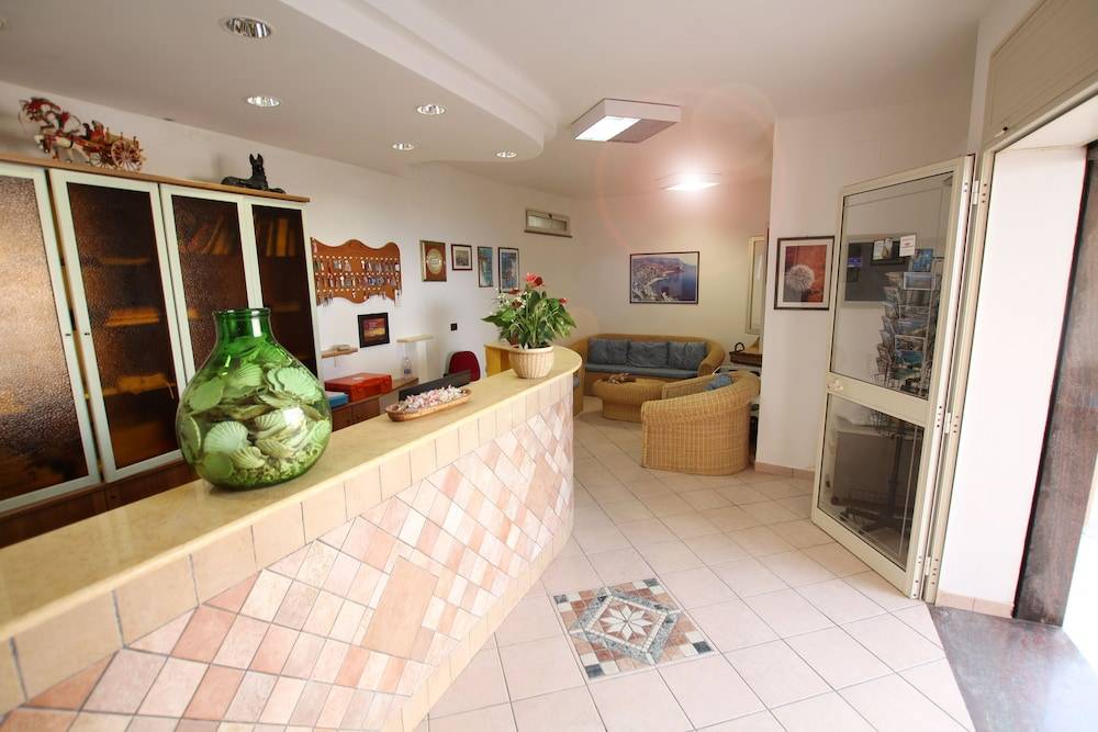 Villaggio Quattro Scogli 2
