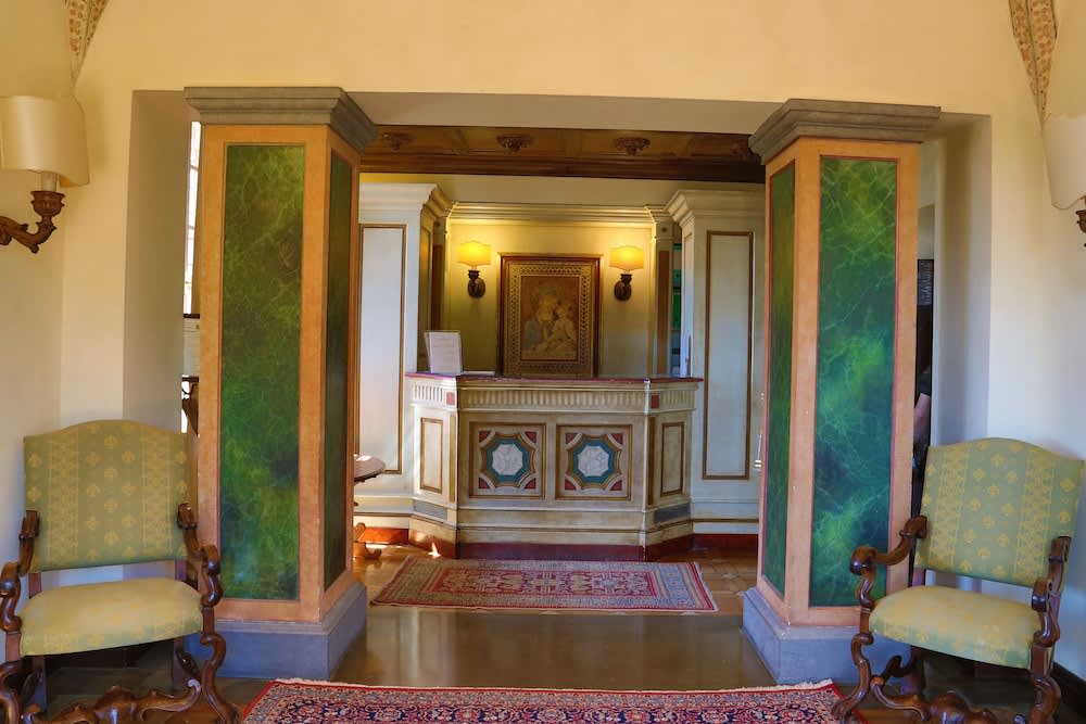 Hotel La Collegiata - Adults Only 2