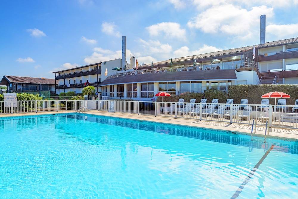Azureva Club Anglet 1