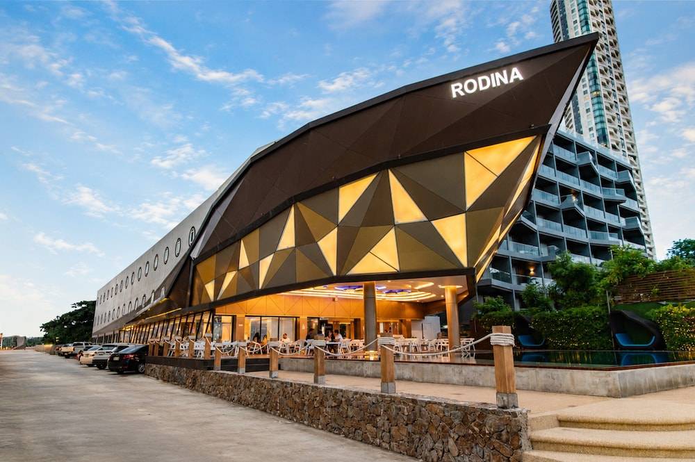 Rodina Beach Hotel 1