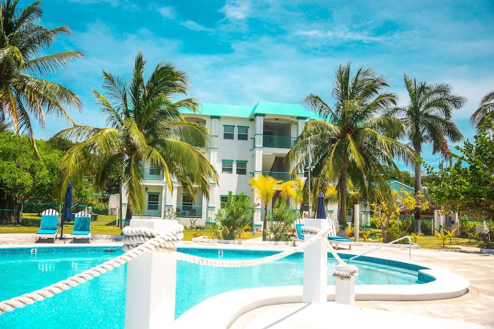 Best Western Grand Baymen Gardens 1