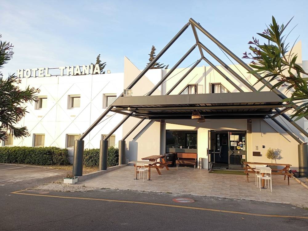 HOTEL THANIA Sète Frontignan 1