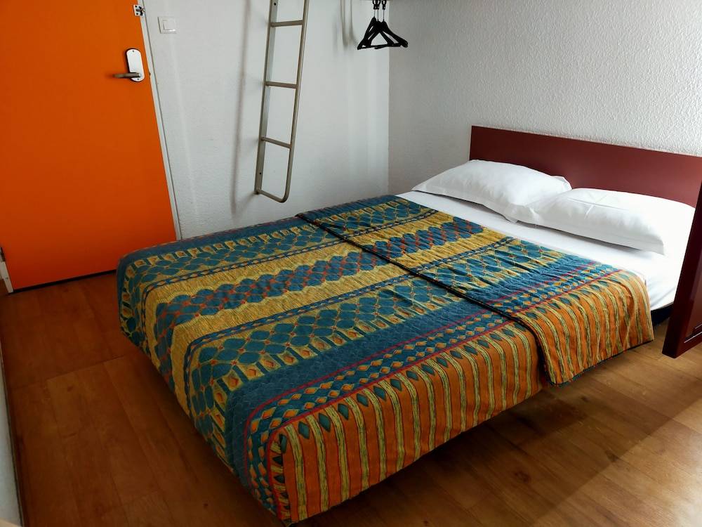 HOTEL THANIA Sète Frontignan 2