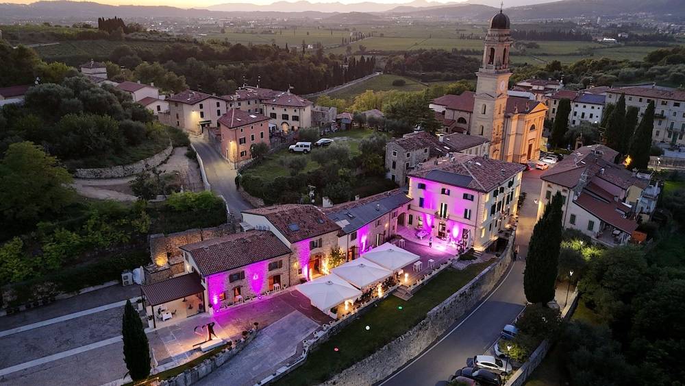 Castrum Wine Relais - Albergo Diffuso 1