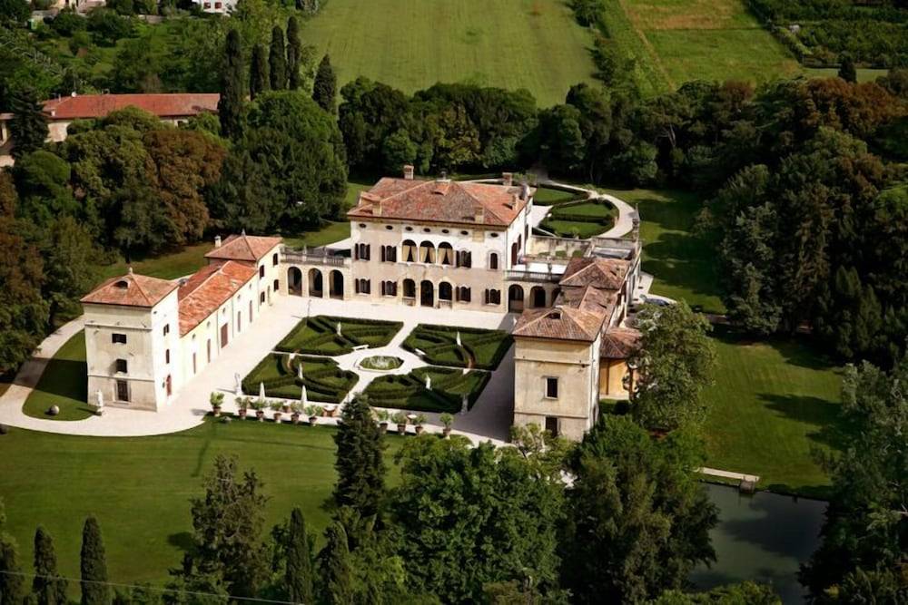 Hotel Villa Giona 1