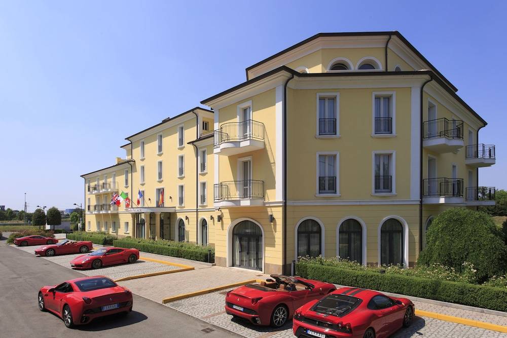 Maranello Palace 1