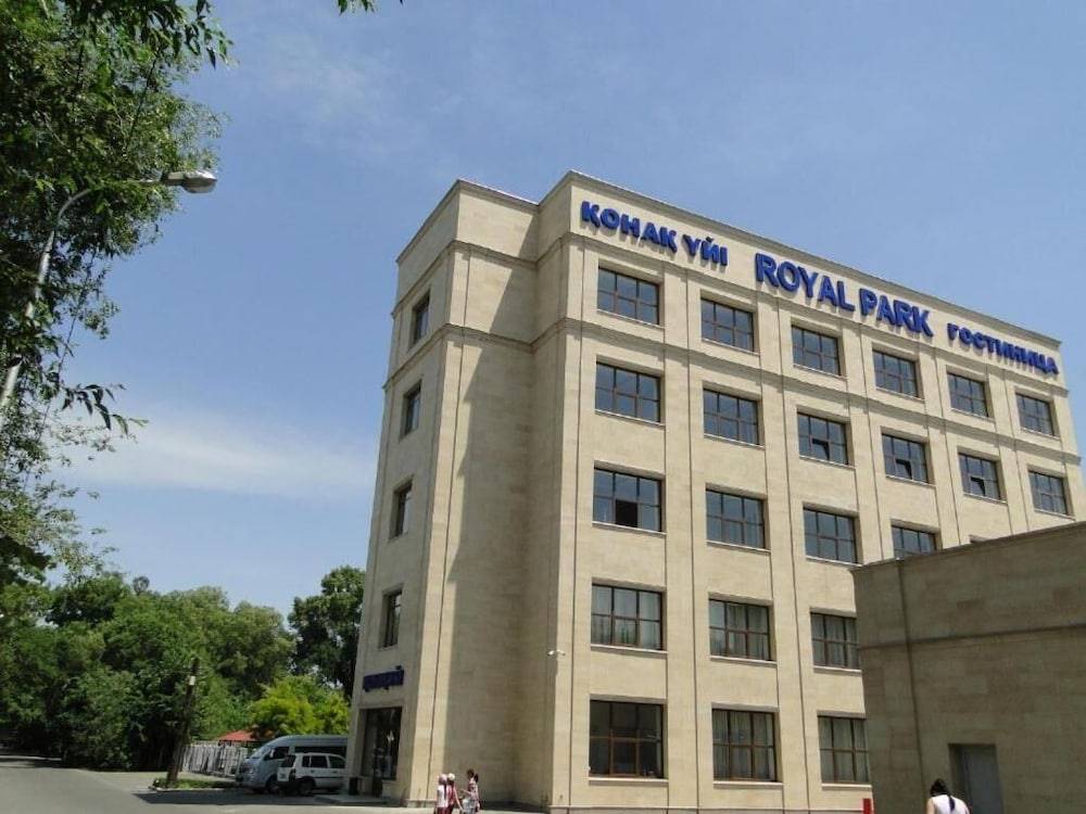 Royal Park Hotel 1