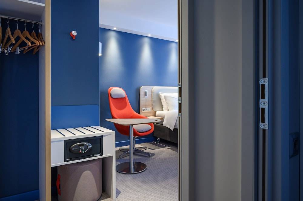 Holiday Inn Express ALMATY by IHG 2