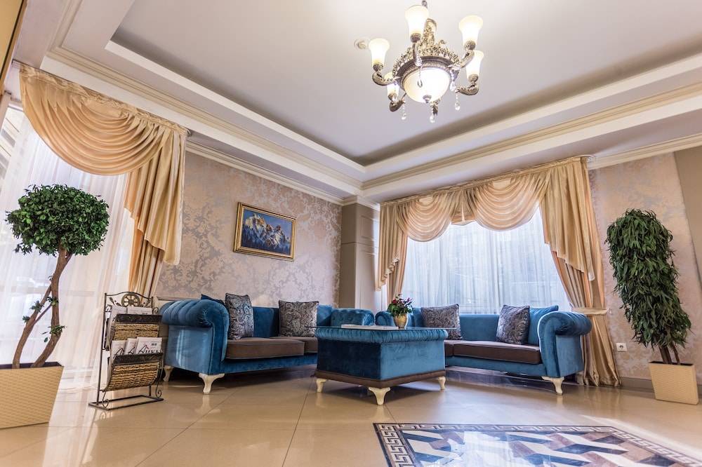 Grand Sapphire Hotel 2