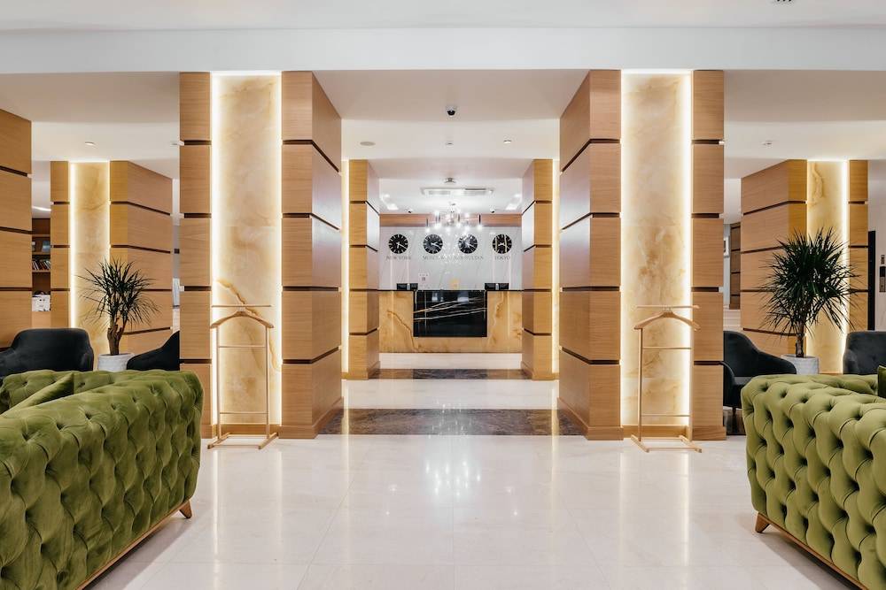 Ramada by Wyndham Astana 2