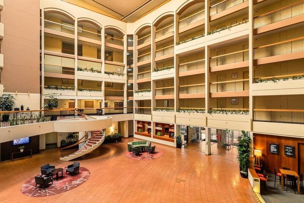 Sydney Harbour Hotel 2