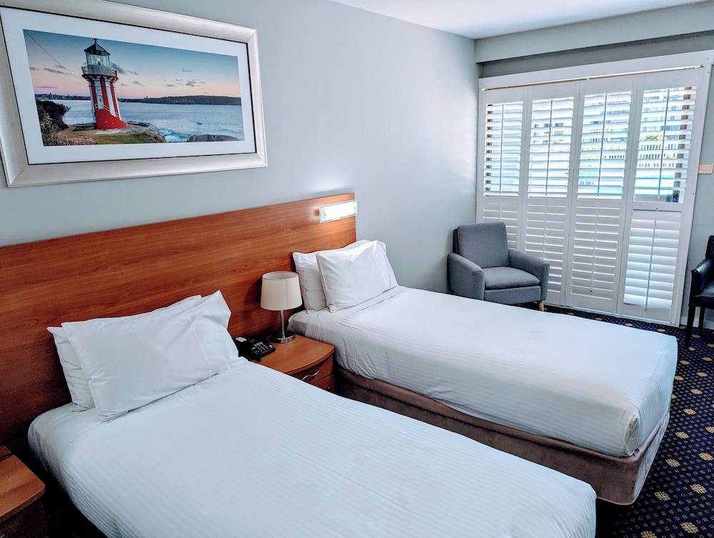 Ramada Hotel & Suites by Wyndham Cabramatta 1