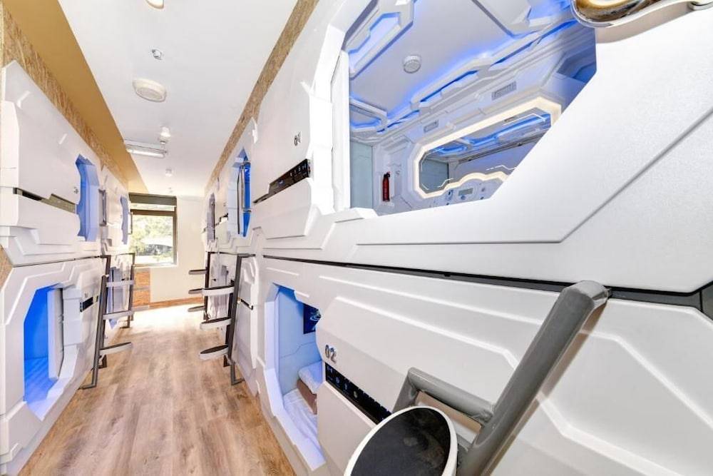 Space Q Capsule Hotel 1