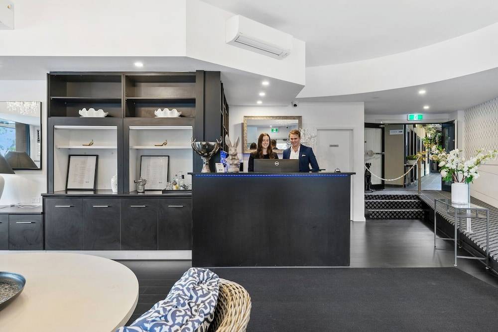 Airport Hotel Sydney 1