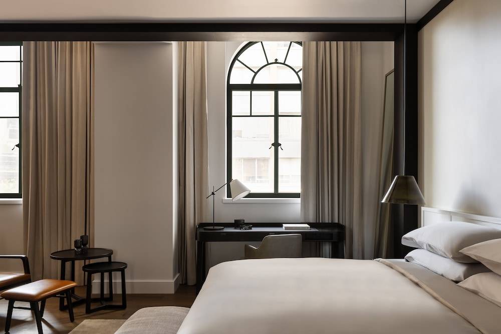 Capella Sydney 1