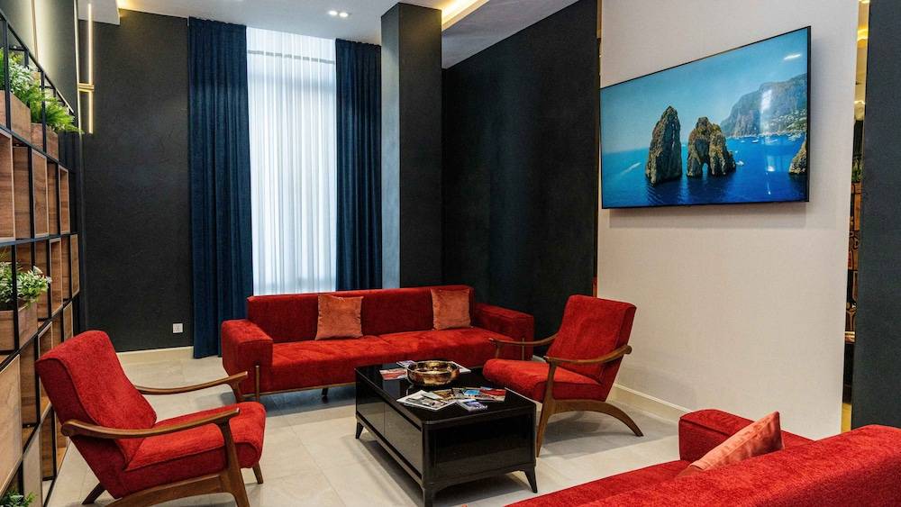 Garnet Mir Hotel 2