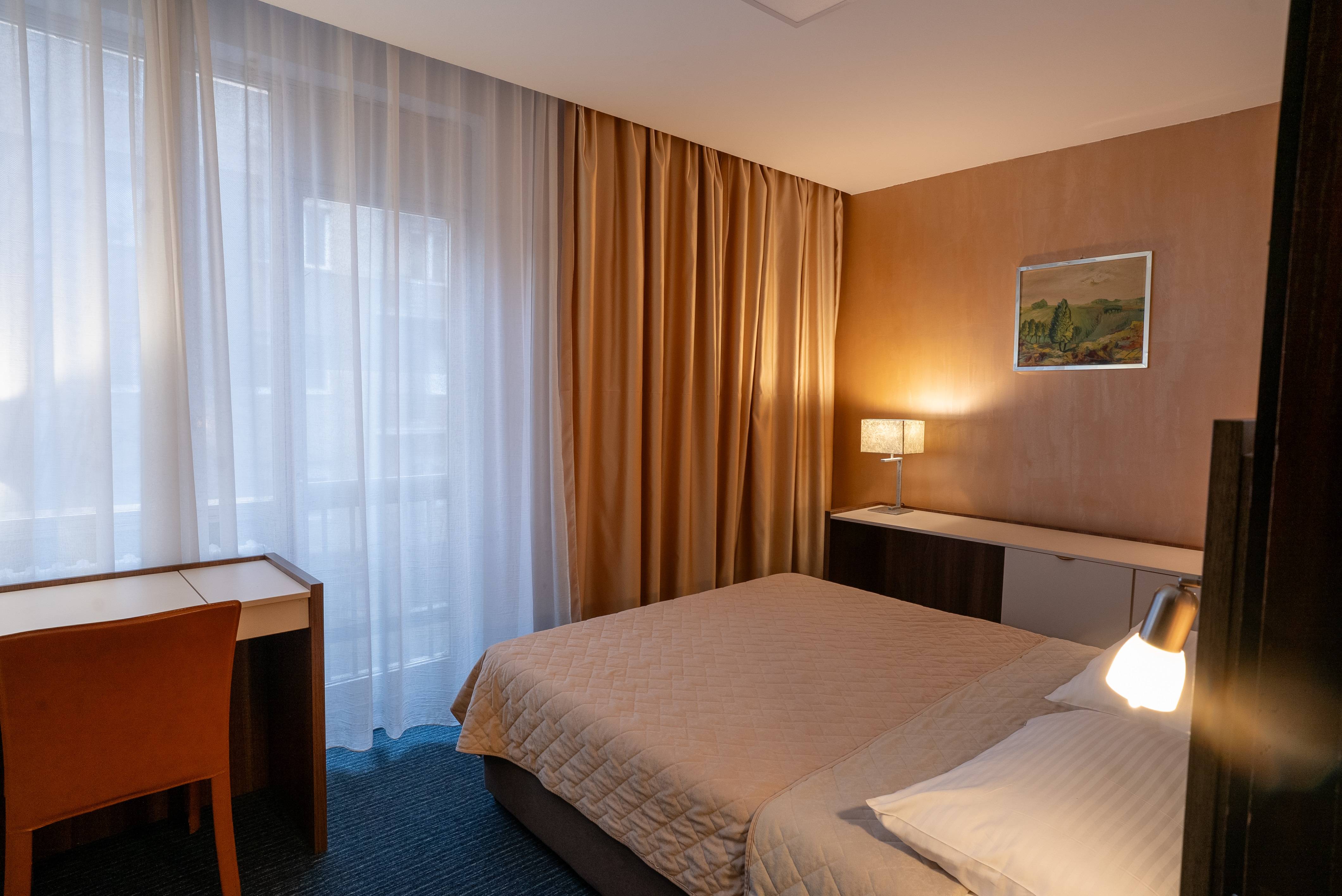 HOTEL SLAVIJA 1