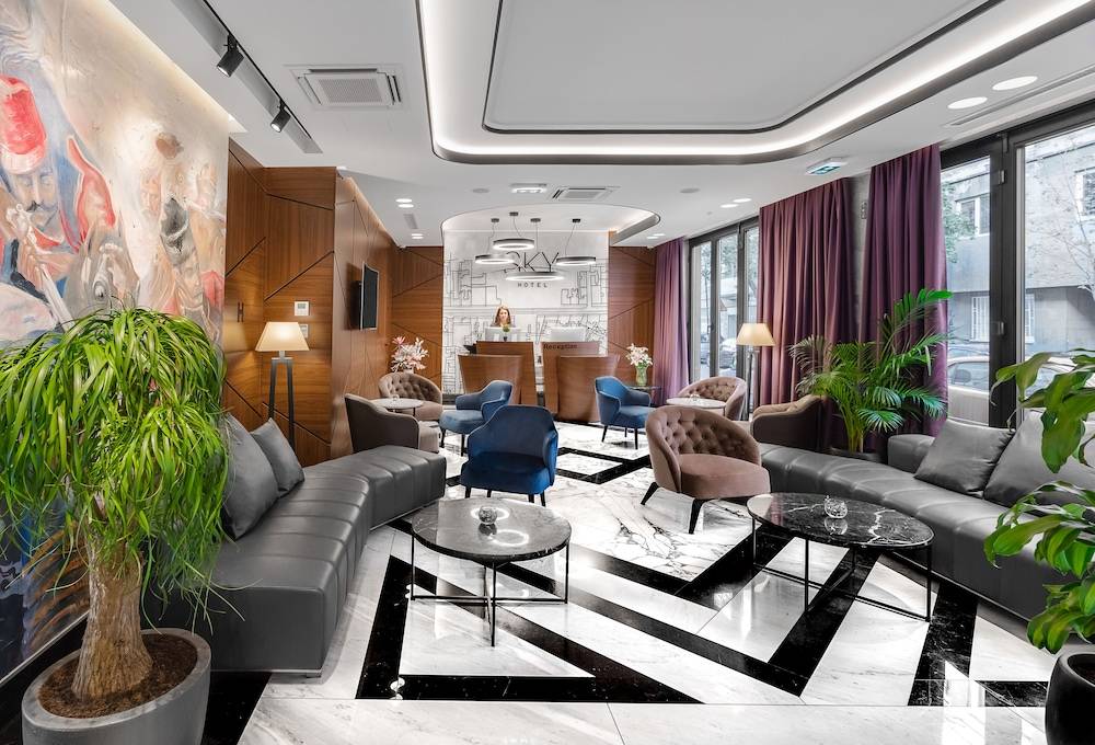 Sky Hotel 1