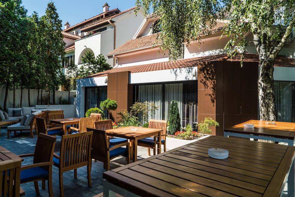 Best Western Premier Natalija Residence 1