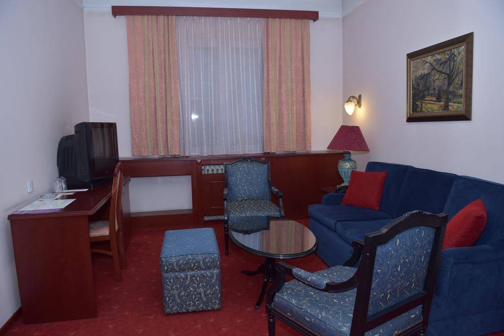 Palace Hotel 1
