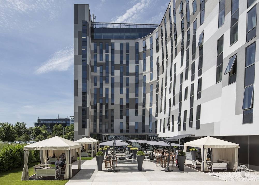 Zijin Hotel Belgrade 1