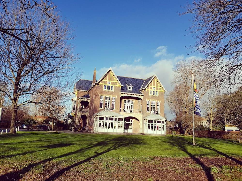 Rijksmonument Hotel de Sprenck - including free private parking 1
