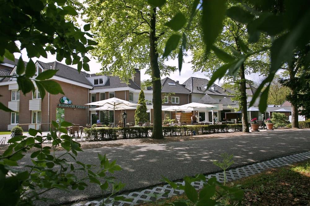 Boshotel - Vlodrop, Roermond 1