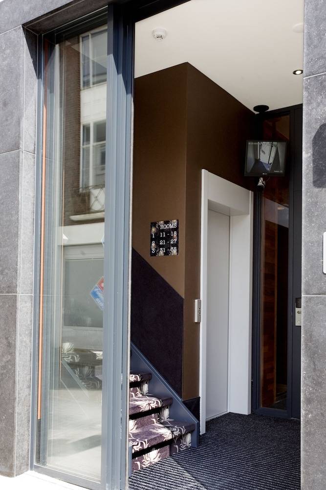 Hotel Roermond Next Door 2