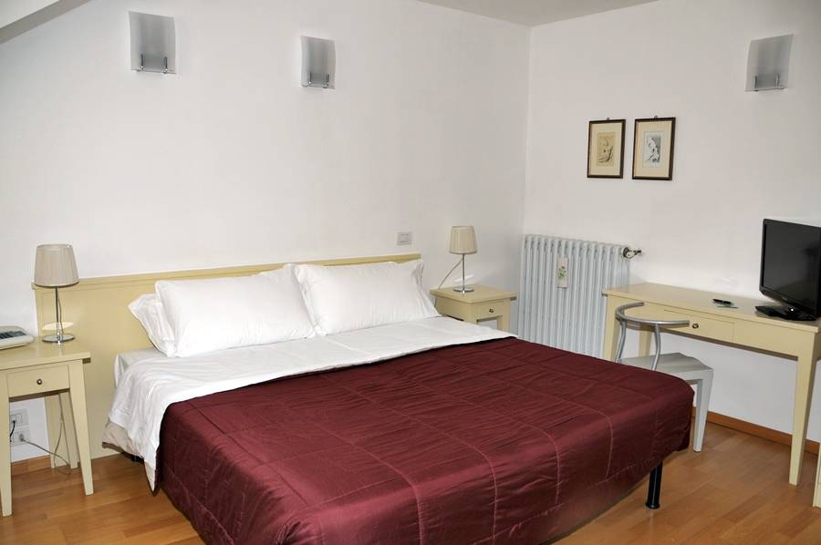 HOTEL MARCORA 2