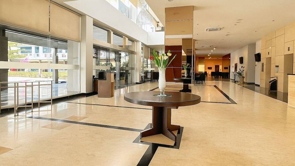 Aston Imperial Bekasi Hotel & Conference Center 1