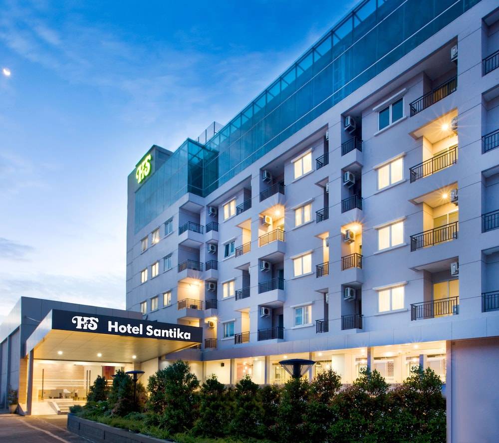 Hotel Santika Mega City Bekasi 1