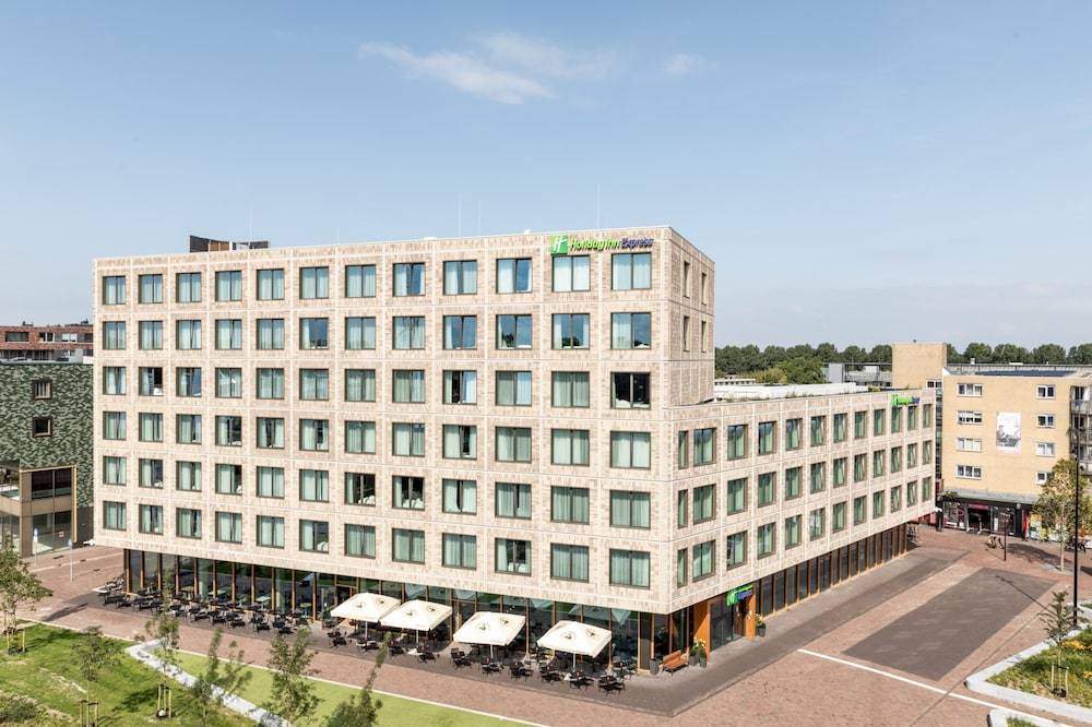 Holiday Inn Express ALMERE by IHG 1