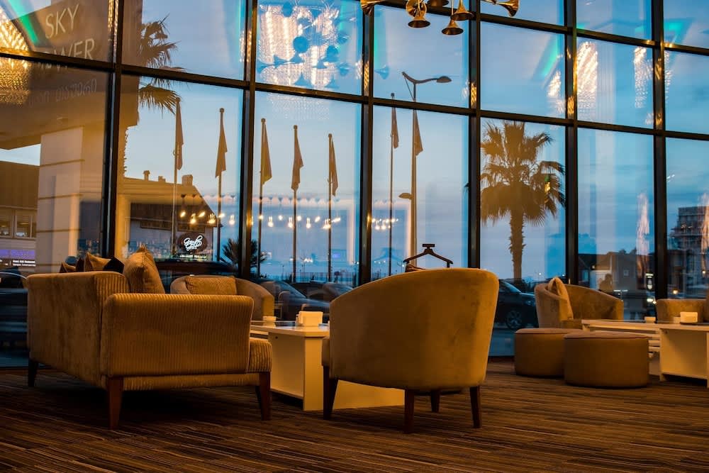 Sky Tower Hotel 2