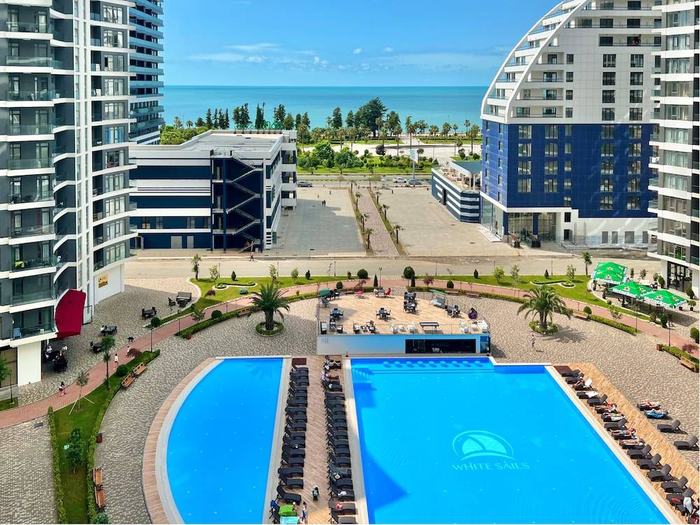 White Sails Residential Hotel 1