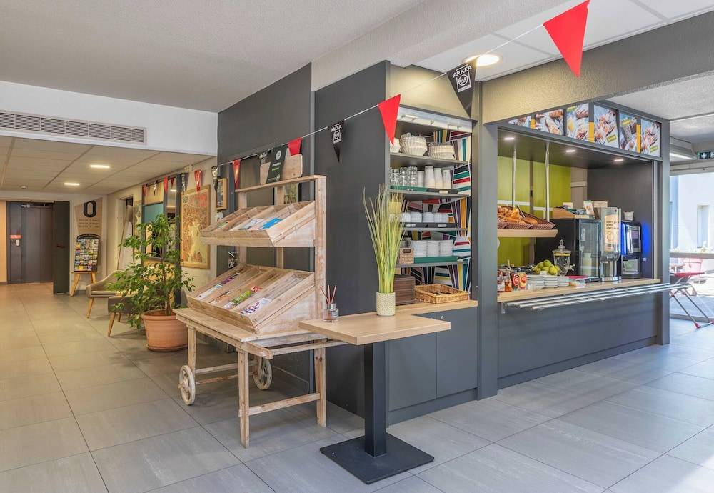 B&B HOTEL Toulon Ollioules 2