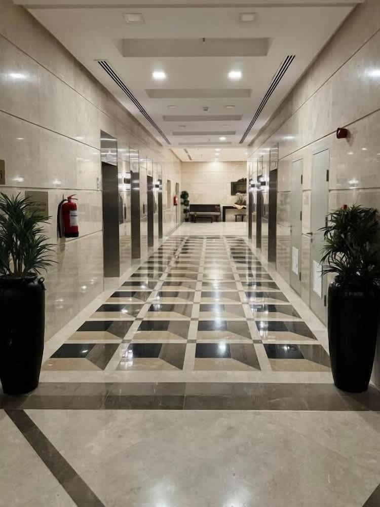 Hussein Hassan Ali Bayari Hotel 2